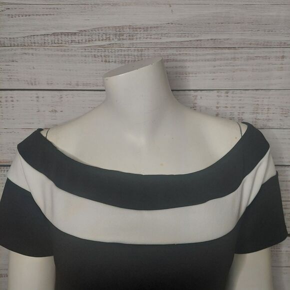 Suzy Shier Black and White Dress with Bateau Neckline - Picture 6 of 12